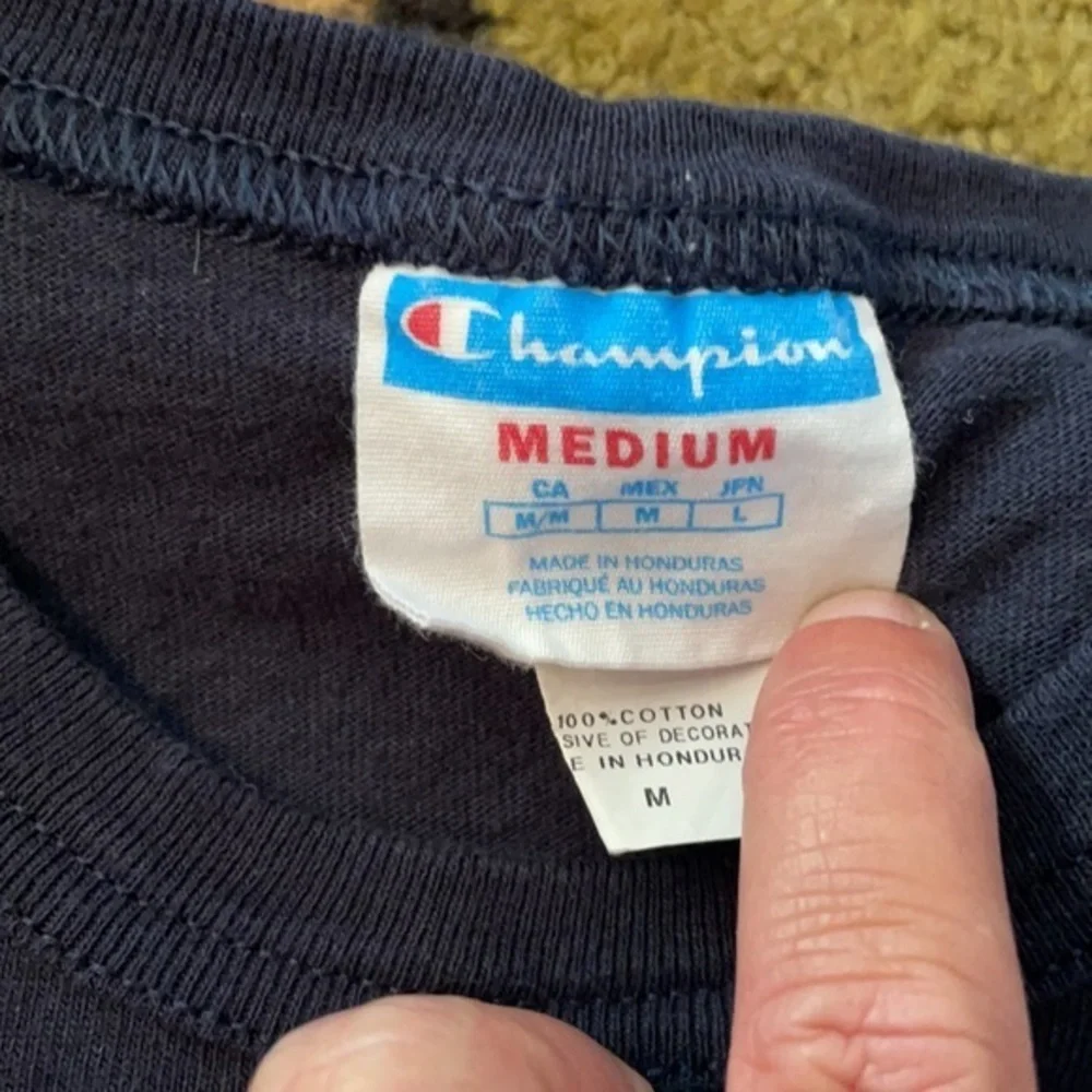 Men’s‎ Champion Shirt - Picture 4 of 4